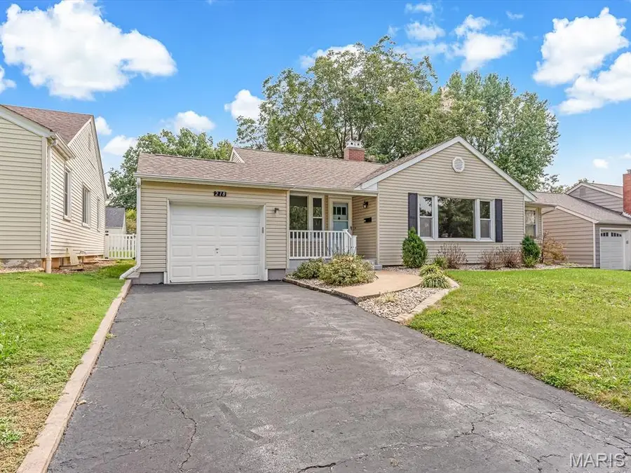 218 W Liberty Street, Columbia, IL 62236 - #2