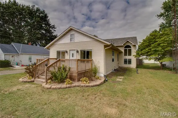 409 E Teak Street, Thayer, IL 62689