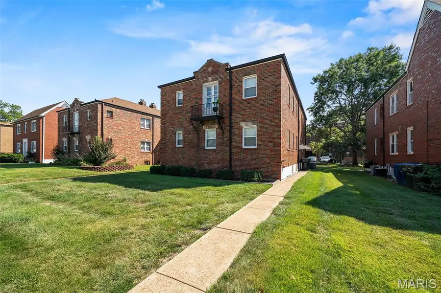 5932 Loughborough Avenue, Saint Louis, MO 63109 - #3