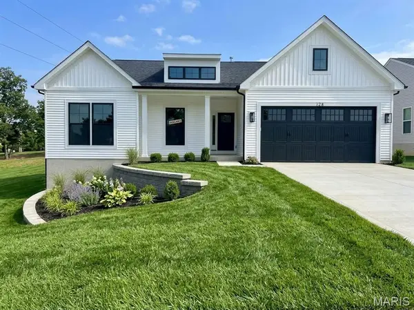 128 Kreder Court, St Charles, MO 63304