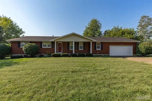 204 Smith Street, Farmington, MO 63640