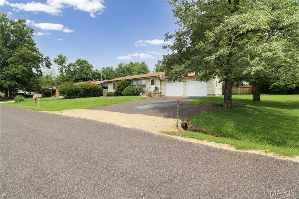 137 Christland Drive, Sullivan, MO 63080 - #1