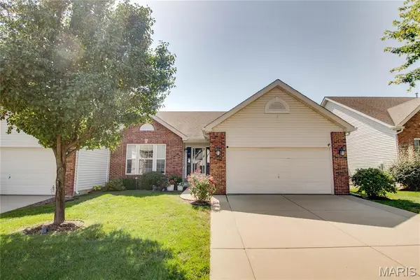 6814 Kensington Drive, Maryville, IL 62062