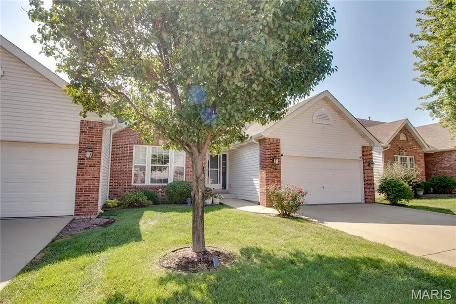 6814 Kensington Drive, Maryville, IL 62062 - #3