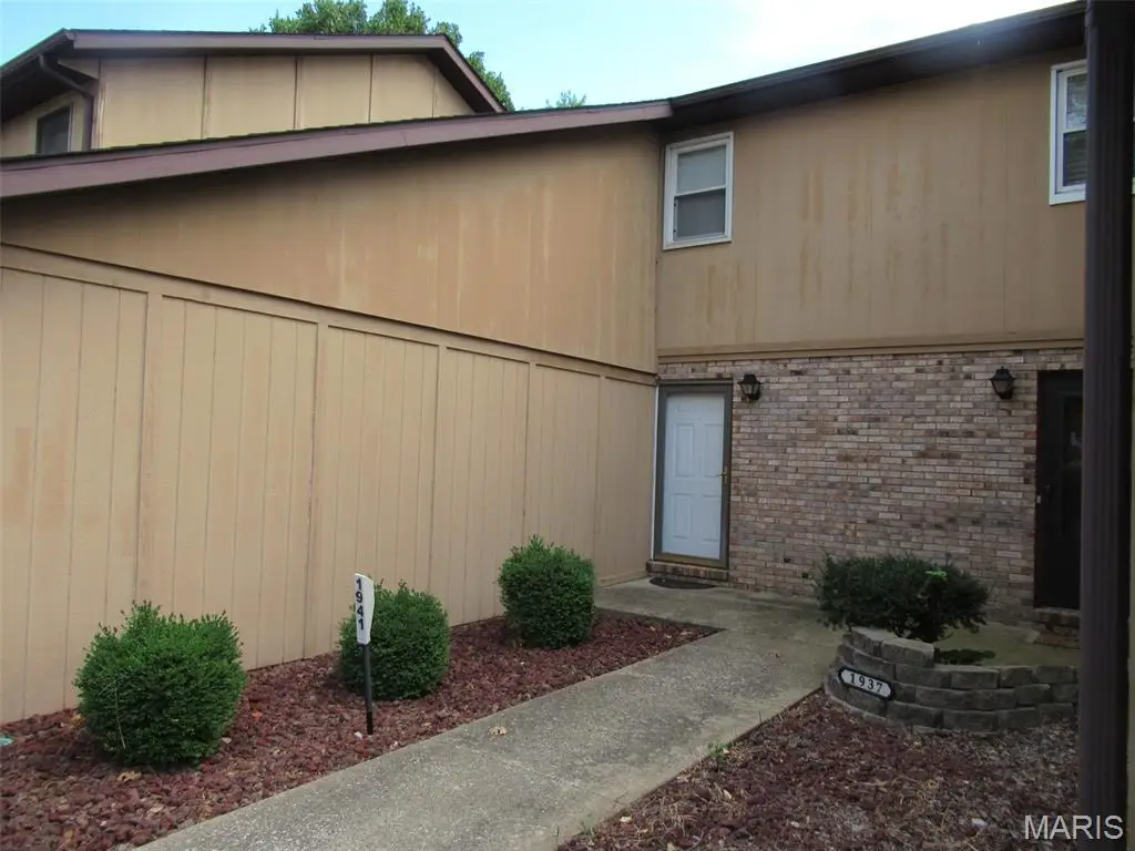 1941 Ramada Boulevard, Collinsville, IL 62234 - #1