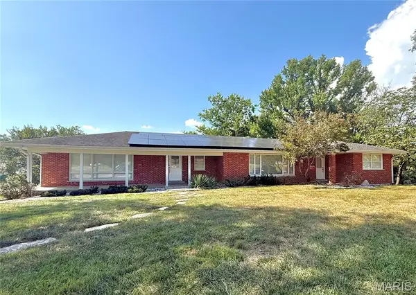 1 Saint Anthony Drive, St Peters, MO 63376