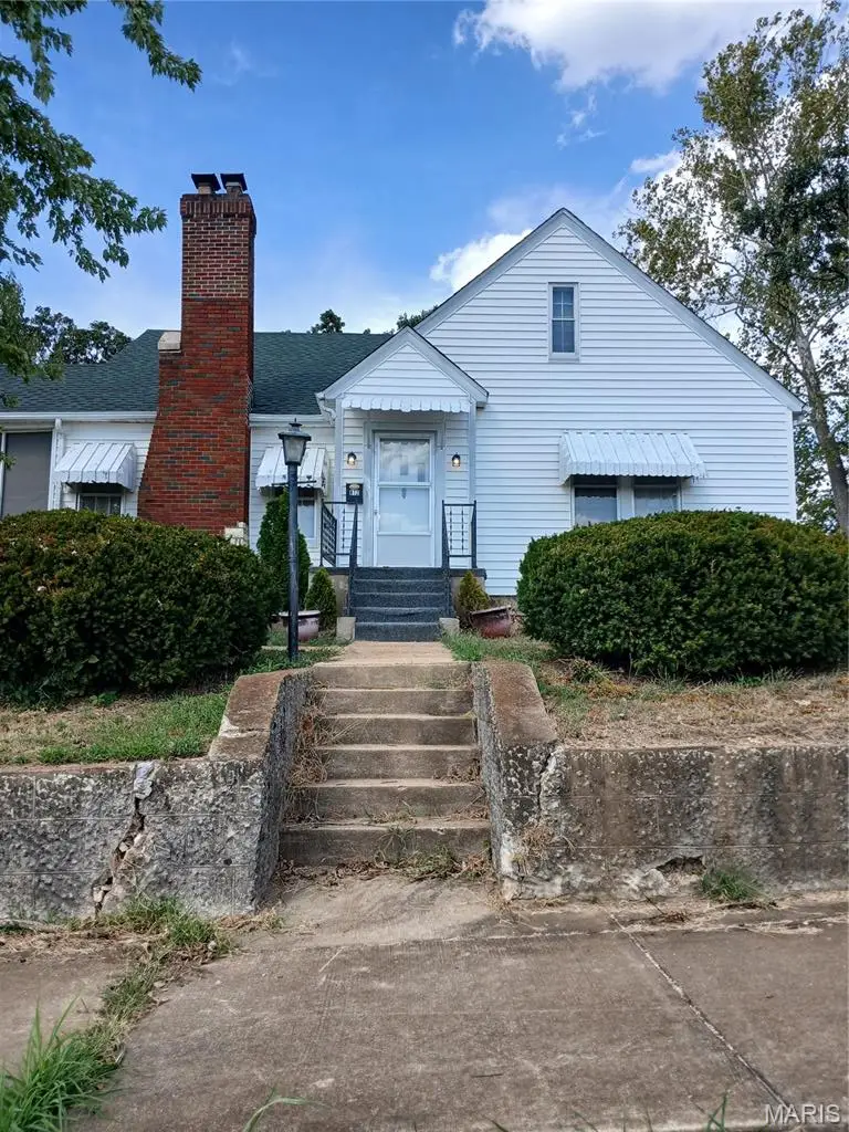 812 W Miller Street, De Soto, MO 63020 - #2