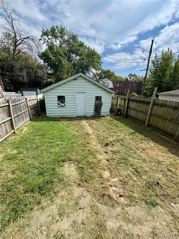 3514 Michigan Avenue, Saint Louis, MO 63118 - #2