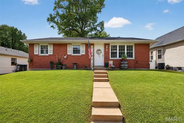633 N Briegel Street, Columbia, IL 62236