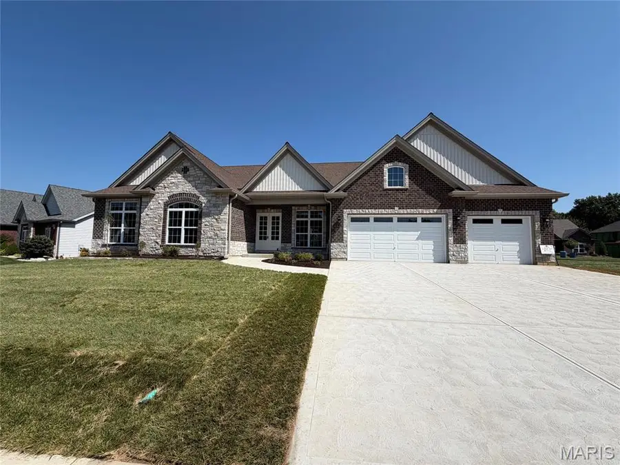 1000 Bellevaux Place, Saint Charles, MO 63301 - #2