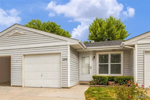 3248 Meadow Trail Drive #75, St Peters, MO 63376