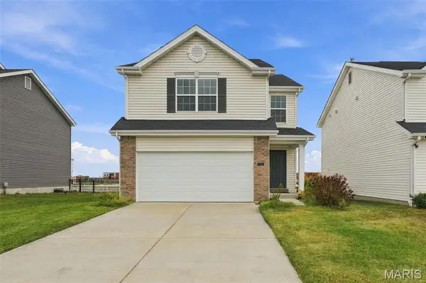 104 Baycrest Court, St Charles, MO 63301