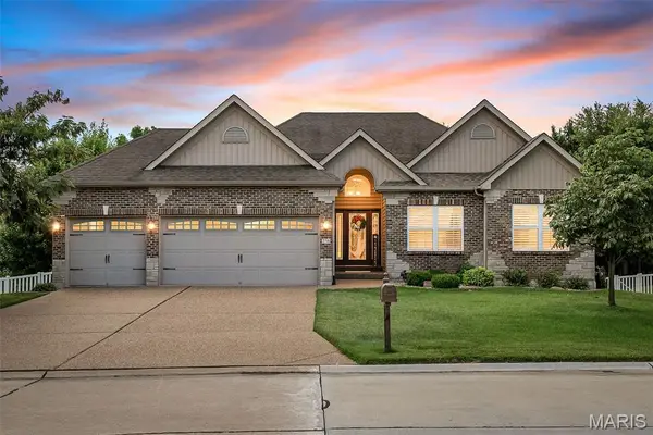 256 Mason Glen Drive, Lake St Louis, MO 63367