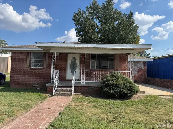 131 South Walnut Street, Steele, MO 63877