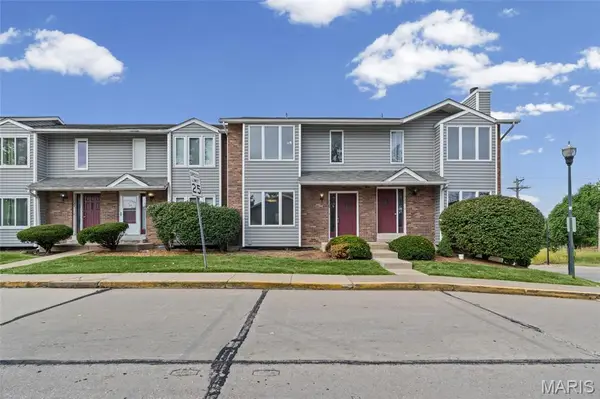 1728 Forest Hills Drive #B, St Charles, MO 63303