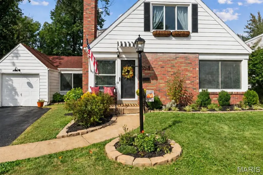 554 Southbrook Drive, Kirkwood, MO 63122 - #2