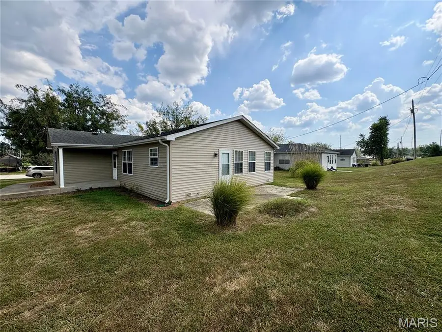 822 Trade Winds Drive, Perryville, MO 63775 - #2