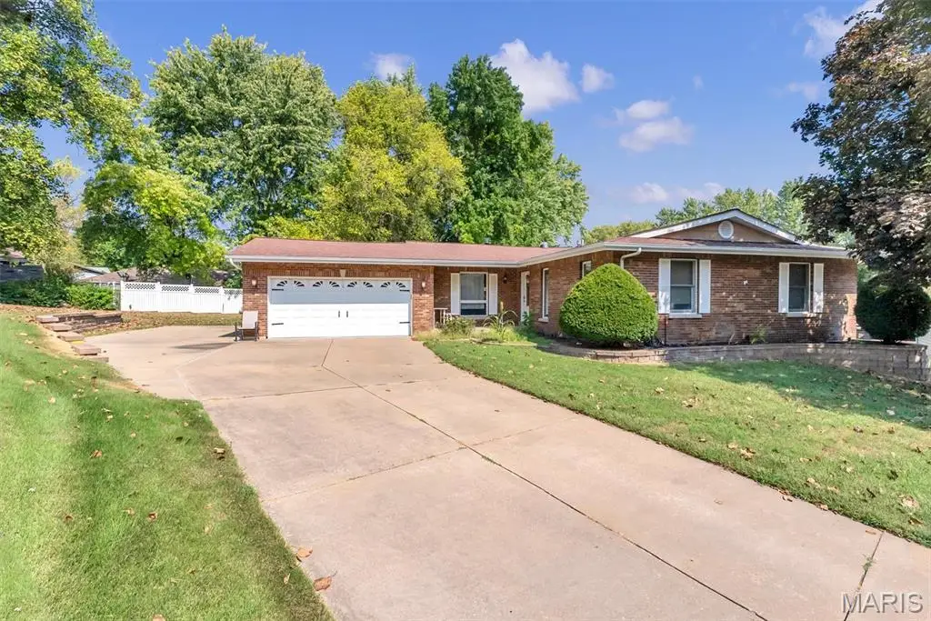 6 Cambridge Court, Saint Charles, MO 63301 - #1