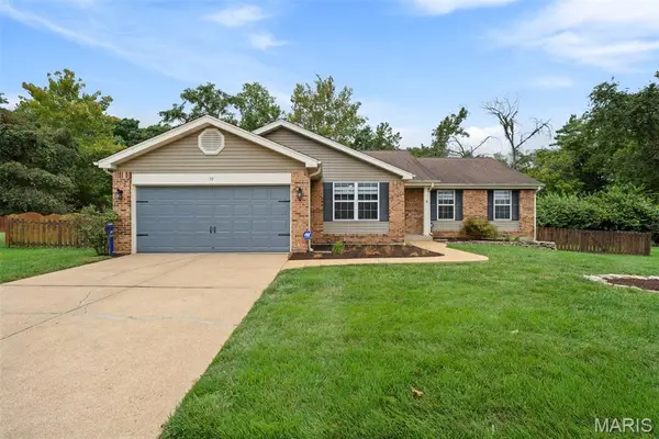 39 Gentle Court, Fenton, MO 63026