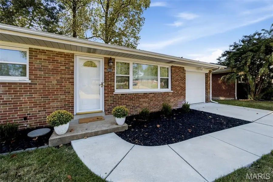 8635 Villa Crest Drive, Crestwood, MO 63126 - #2