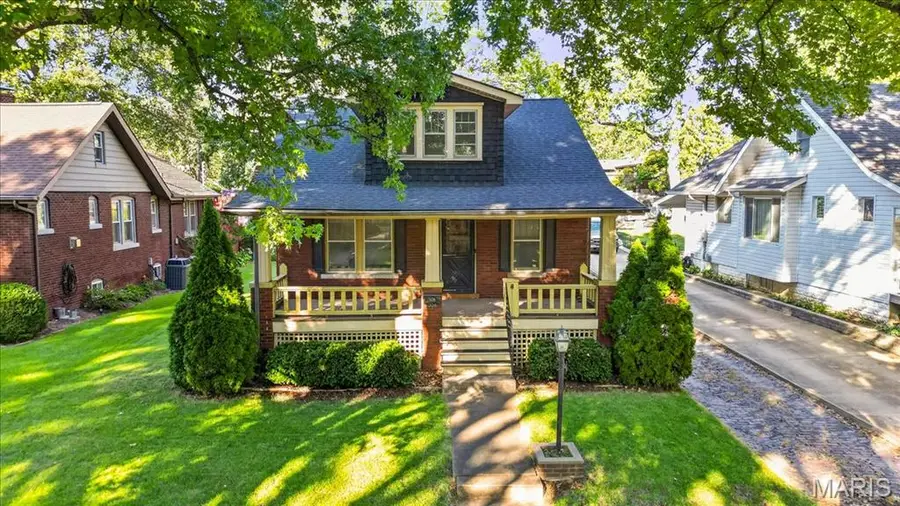 304 S Pennsylvania Avenue, Belleville, IL 62220 - #2