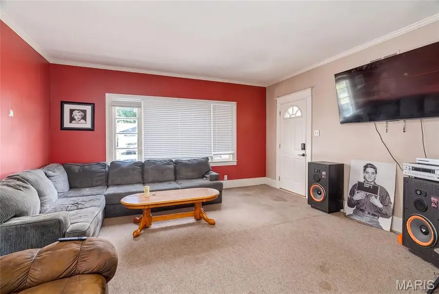 1207 Maple, Benton, IL 62812 - #2