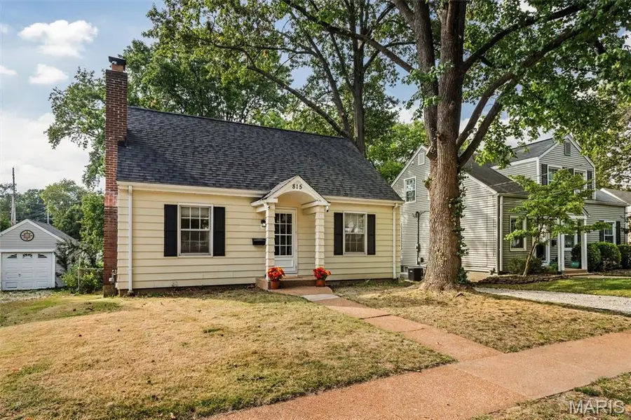815 Simmons Avenue, Saint Louis, MO 63122 - #2