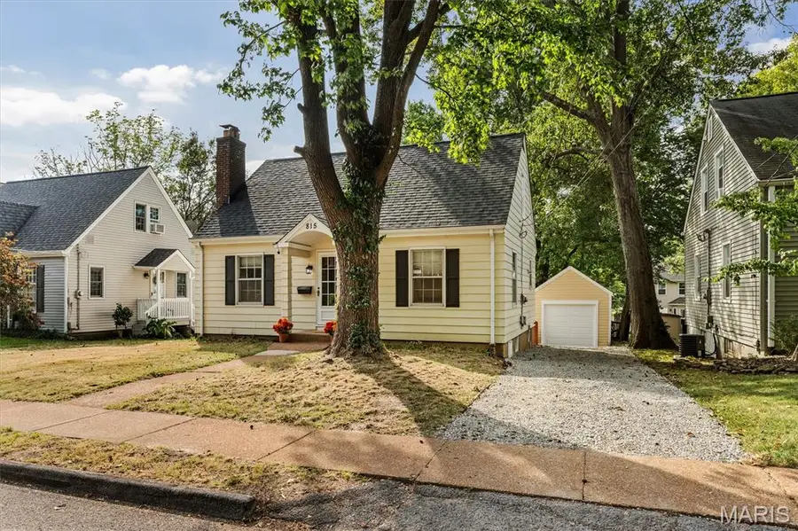 815 Simmons Avenue, Saint Louis, MO 63122 - #3