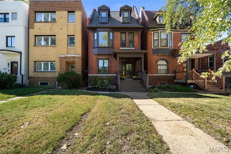 2815 S Kingshighway Boulevard, Saint Louis, MO 63139 - #2