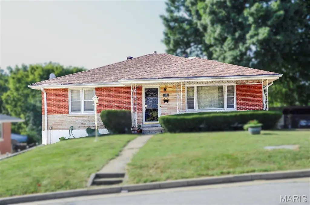 1513 Stadium Boulevard, Jefferson City, MO 65109 - #1
