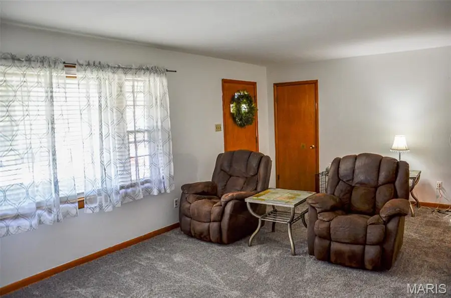 1513 Stadium Boulevard, Jefferson City, MO 65109 - #2