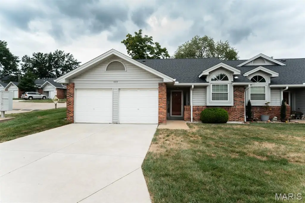 4319 Rockspur Court, Tesson Ferry, MO 63128 - #1