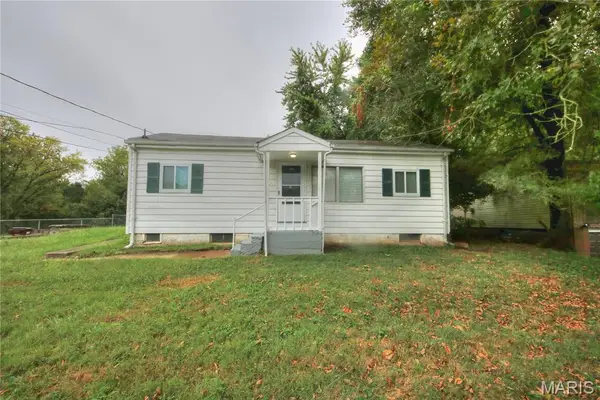 7402 Blanding Drive, Ferguson, MO 63135