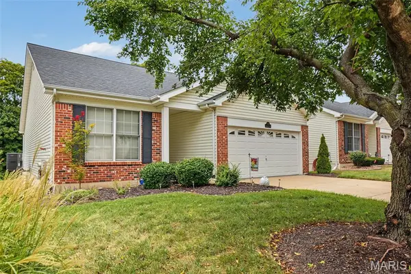8 Soenker Circle, St Peters, MO 63376