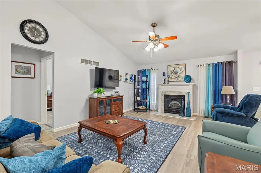 8 Soenker Circle, Saint Peters, MO 63376 - #3