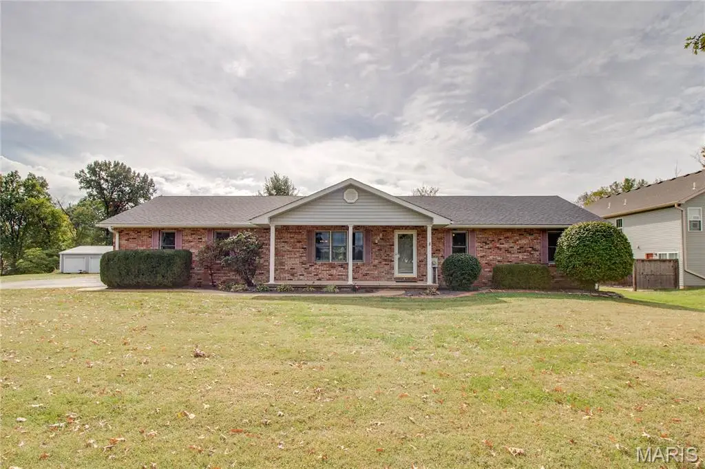 127 Tolle Lane, Godfrey, IL 62035 - #1
