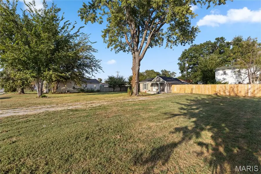 2704 Myrtle Avenue, Granite City, IL 62040 - #3