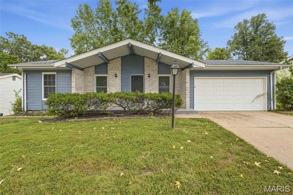 6766 Lesli Mari Court, Florissant, MO 63033 - #1