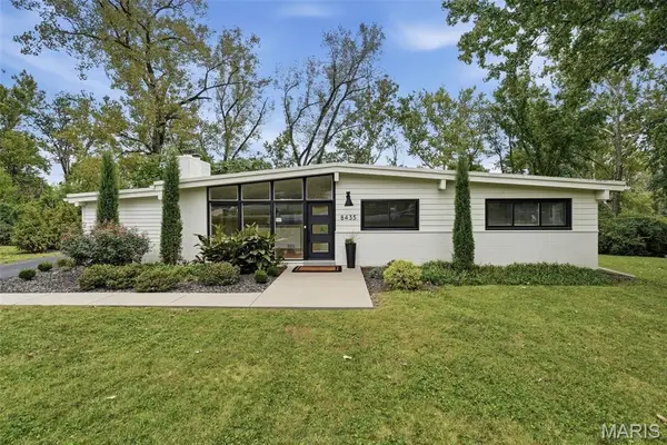 8435 Louwen Drive, Clayton, MO 63124