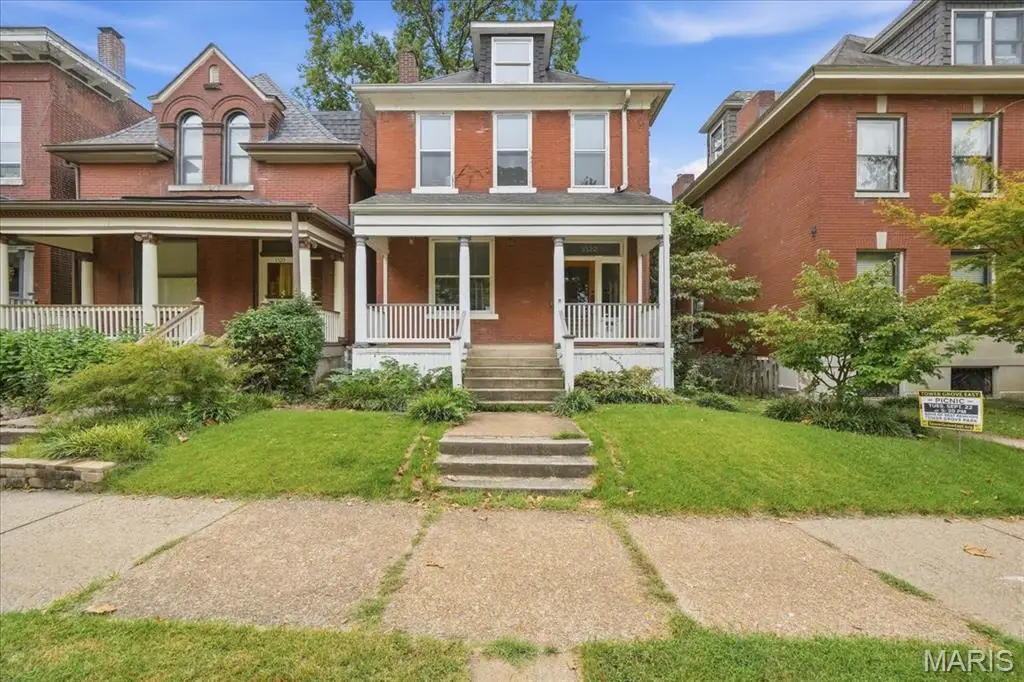 3522 Magnolia Avenue, Saint Louis, MO 63118 - #1