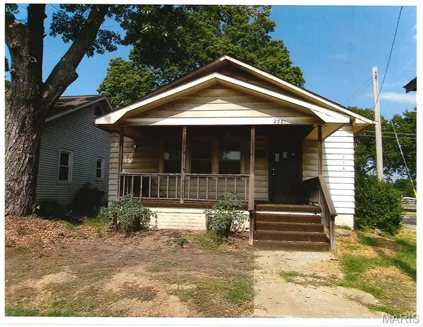 2981 Madison Avenue, Granite City, IL 62040