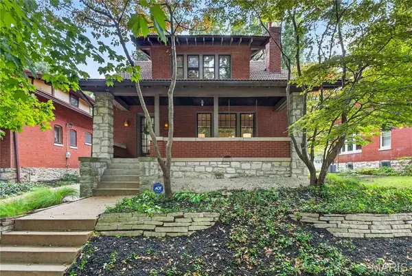 4508 Tower Grove Place, St Louis, MO 63110