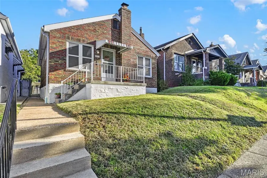 4531 Tholozan Avenue, Saint Louis, MO 63116 - #3