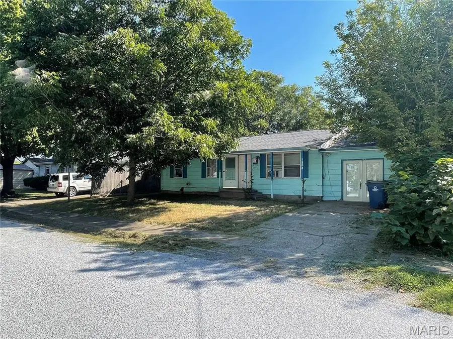 1206 N Glendale, Benton, IL 62812 - #2