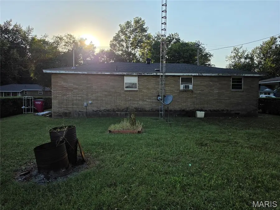 224 Marion Avenue, Sikeston, MO 63801 - #2