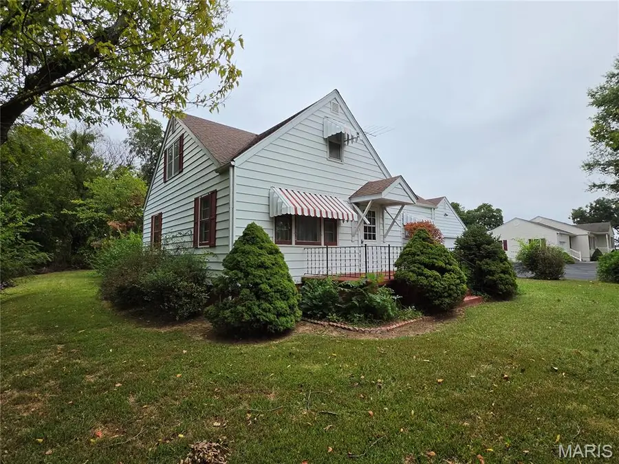 11750 Quarry Town Road, Ste Genevieve, MO 63670 - #2