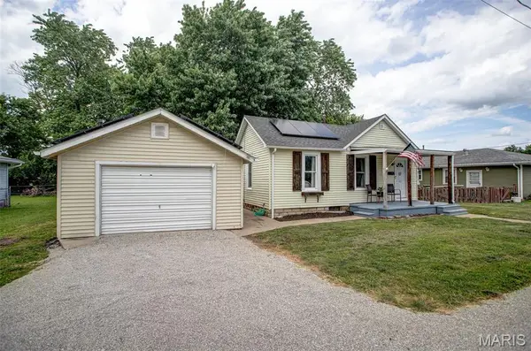 709 1st Street, Jerseyville, IL 62052