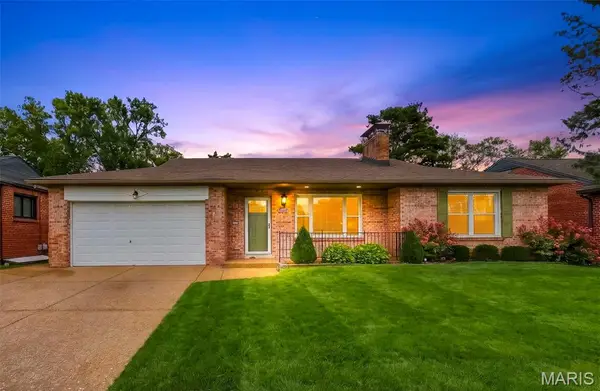 5926 Crane Circle, St Louis, MO 63109