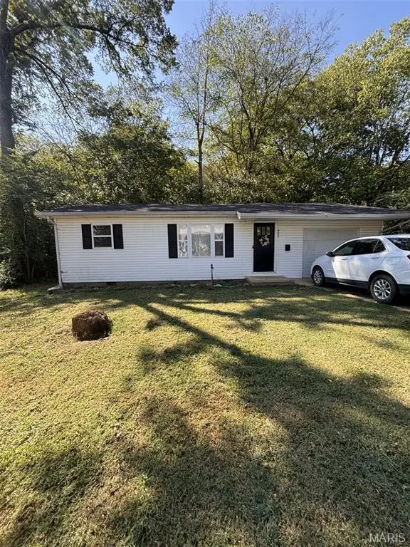 905 Maple Street, Doniphan, MO 63935