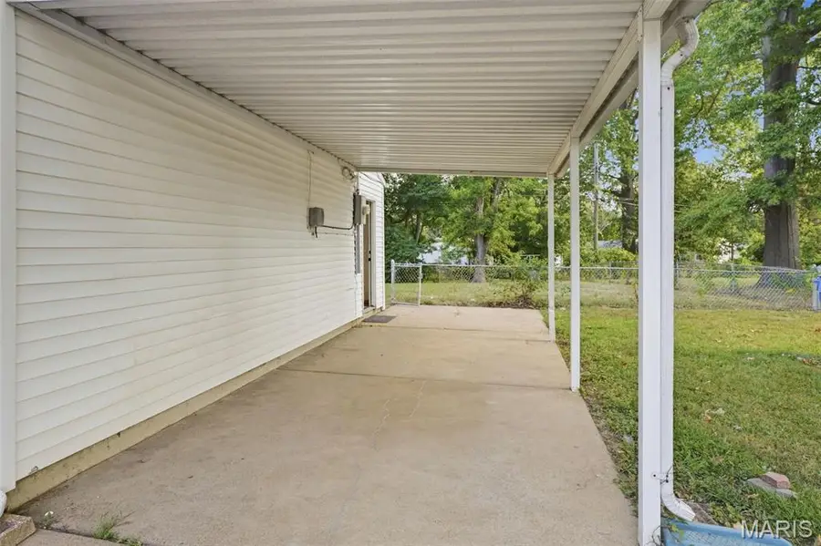 1329 Dominica Drive, Saint Louis, MO 63138 - #2